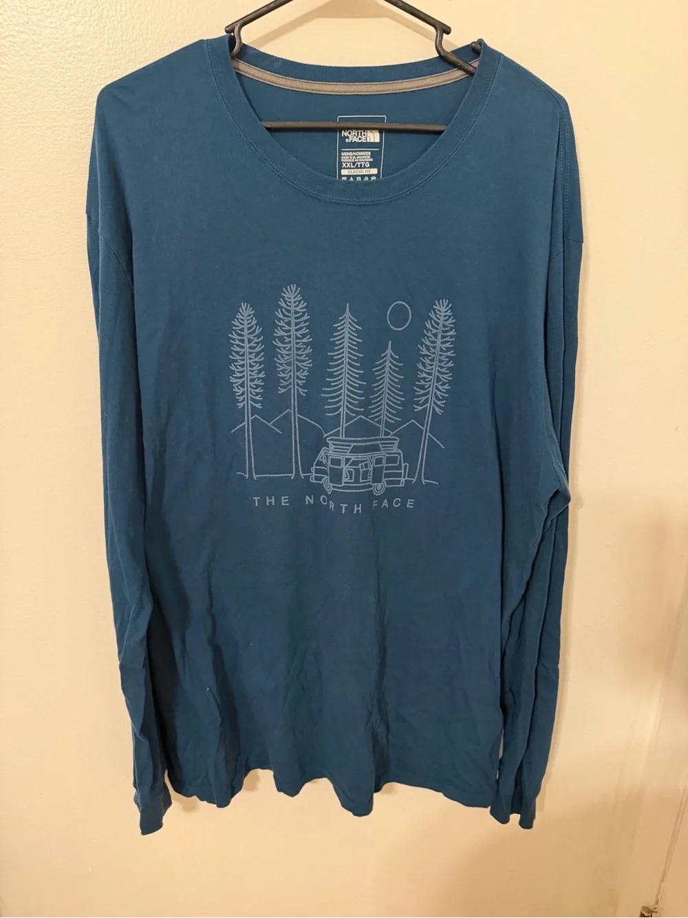 The North Face Men’s Long Sleeve Tee in Teal
